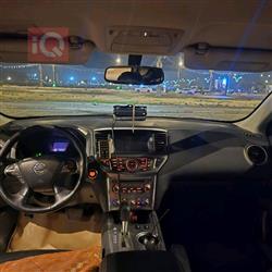 نیسان پاسفایندەر